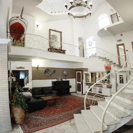 Ondina فندق كاتوليكا