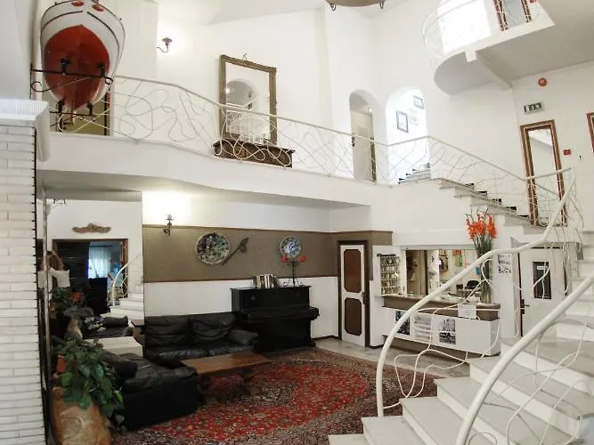 Ondina فندق كاتوليكا